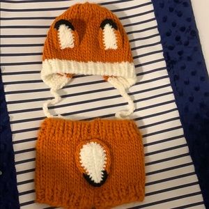 Knitted fox two piece